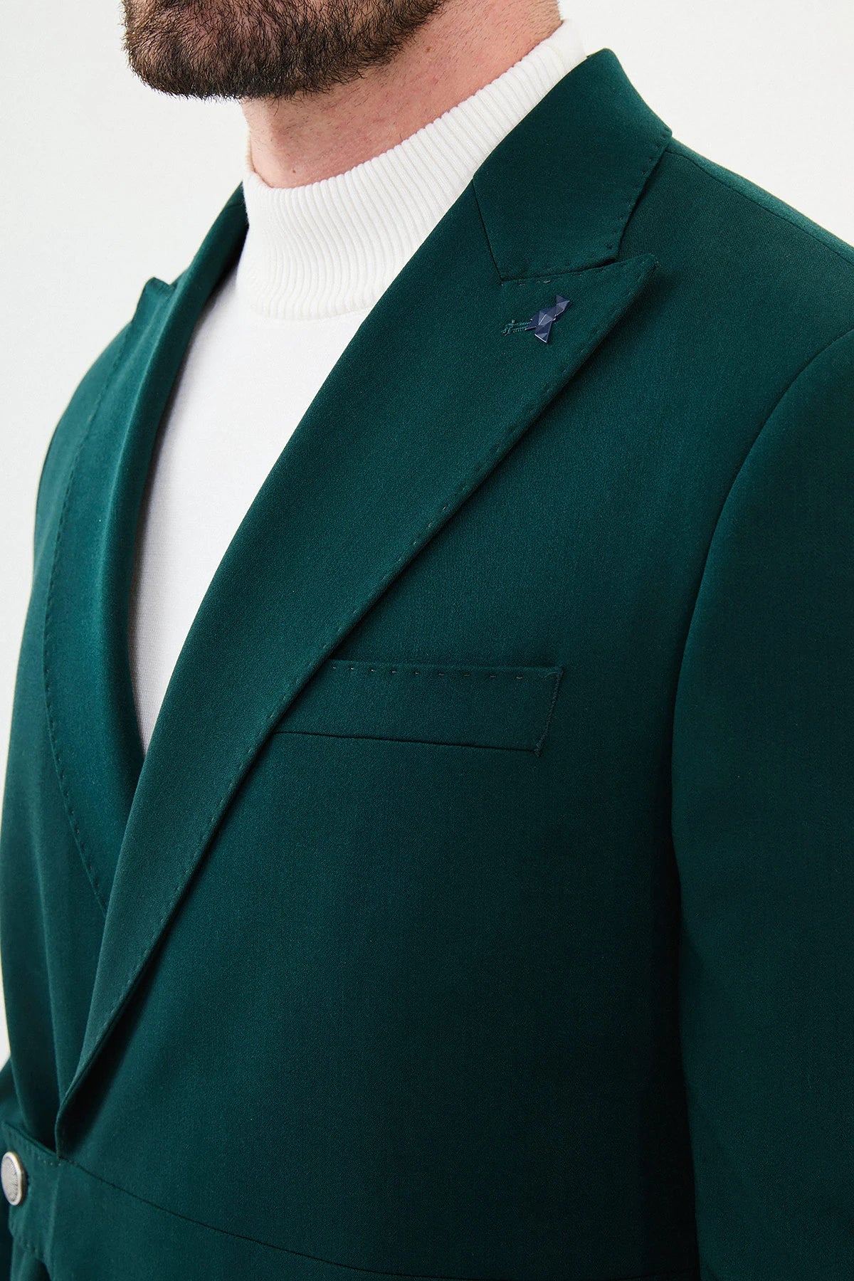 Bojoni Capena Slim Fit Emerald Single Lapel Button Detail Suit