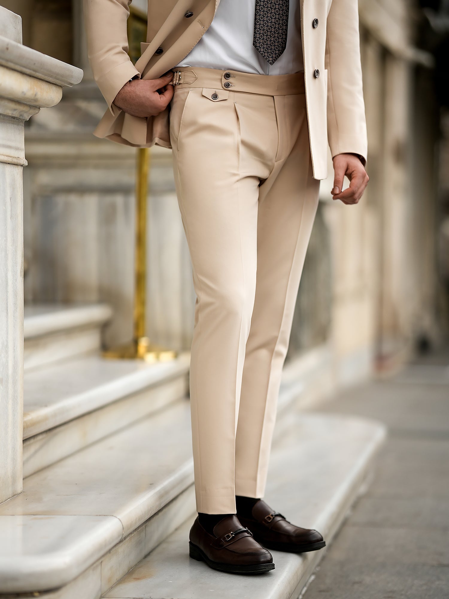 Beige Double Breasted Suit 2-Piece