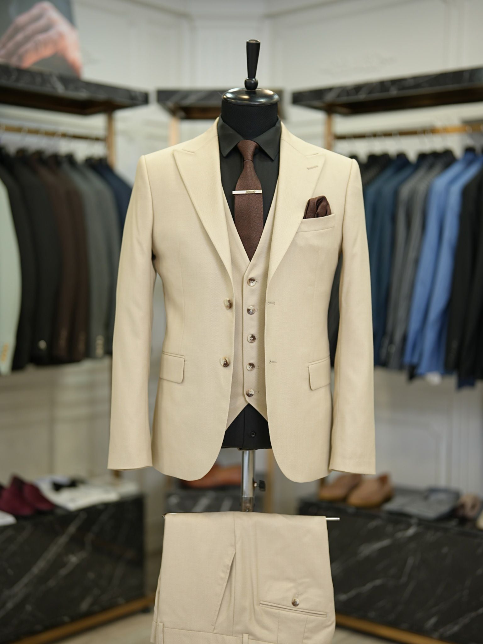 Bojoni Maison Beige Slim Fit Suit