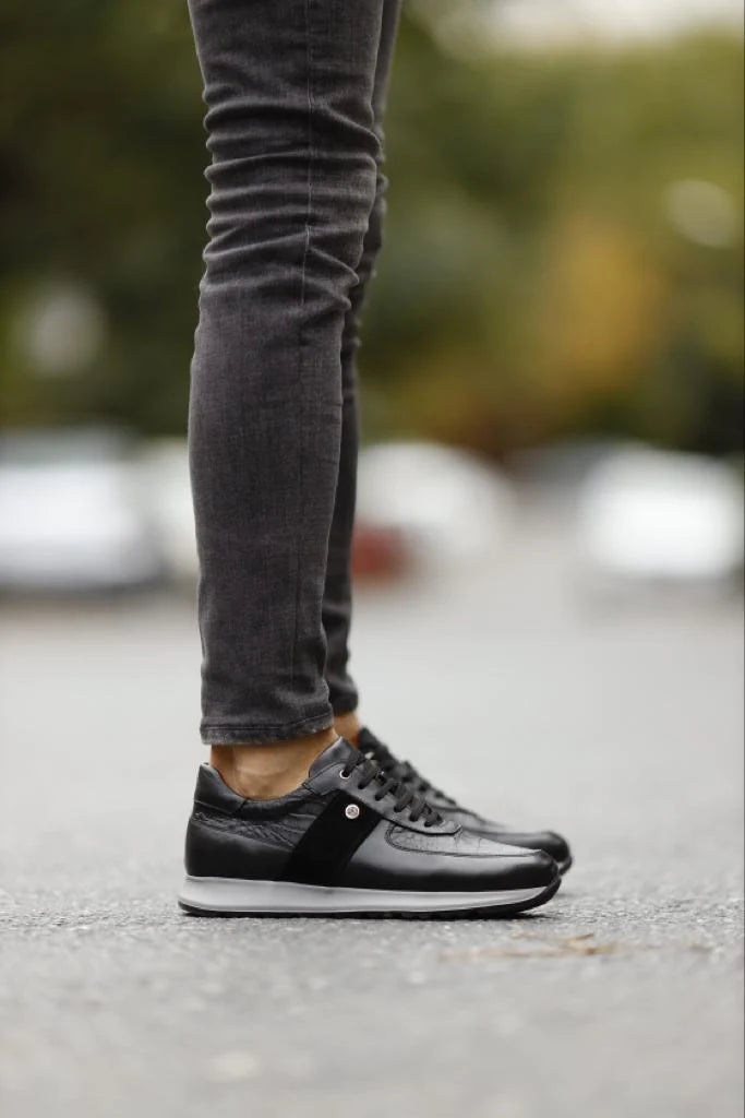 Bojoni Dover Black Mid Top Sneakers