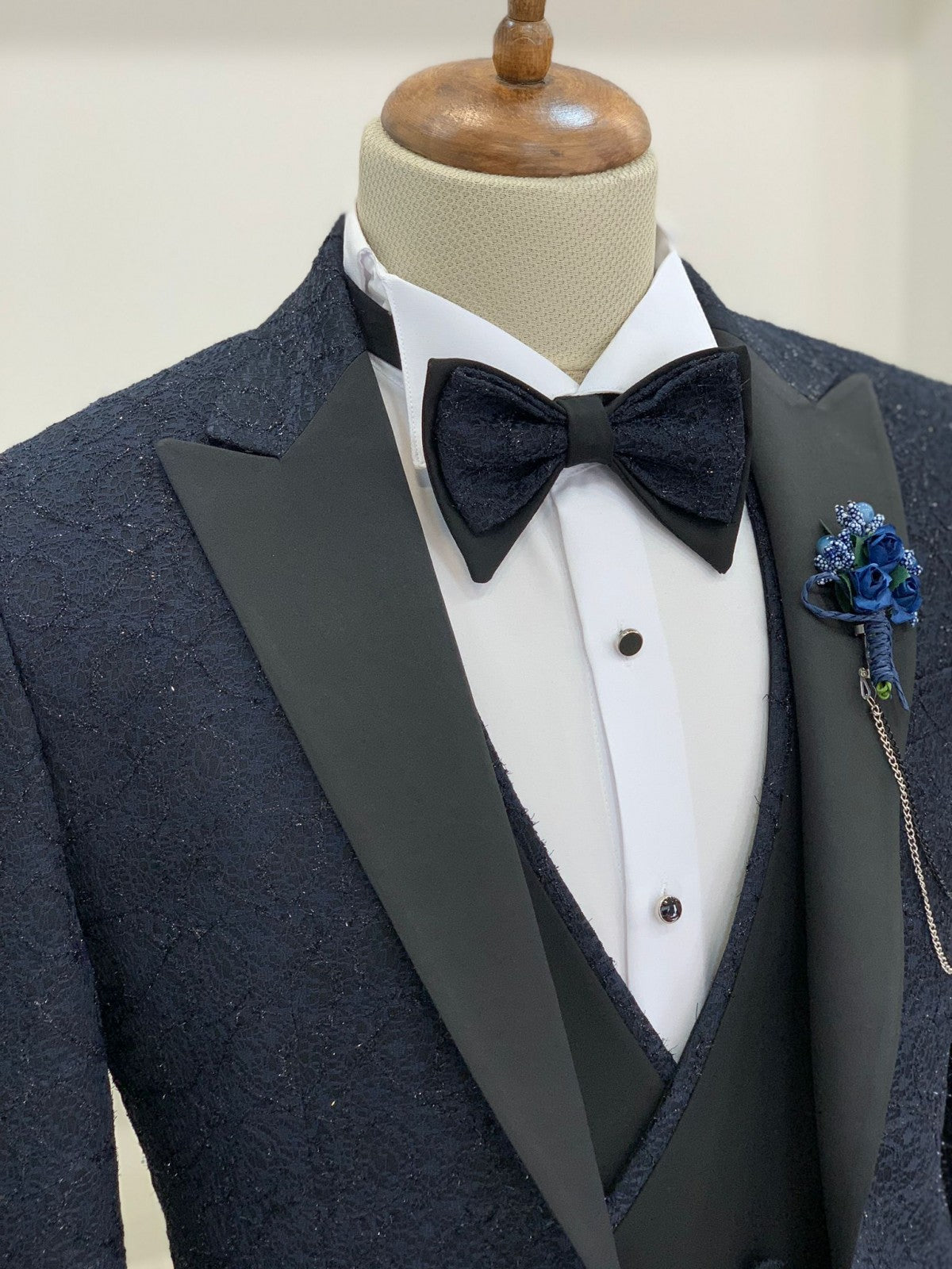 Partoni Diamond Navy Blue Slim Fit Tuxedo