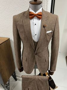 Louis Slim Fit High Quality Pointed Collared Brown Woolen Suit