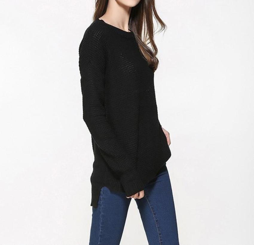 Womens Relaxed Fit Round Neck Sweater
