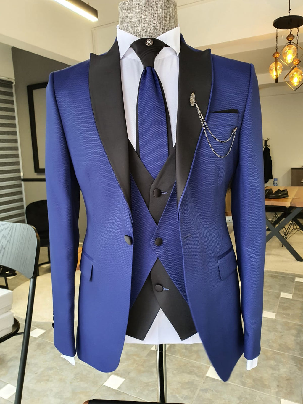 Lori Sax Slim Fit Peak Lapel Wedding Suit-baagr.myshopify.com-suit-BOJONI