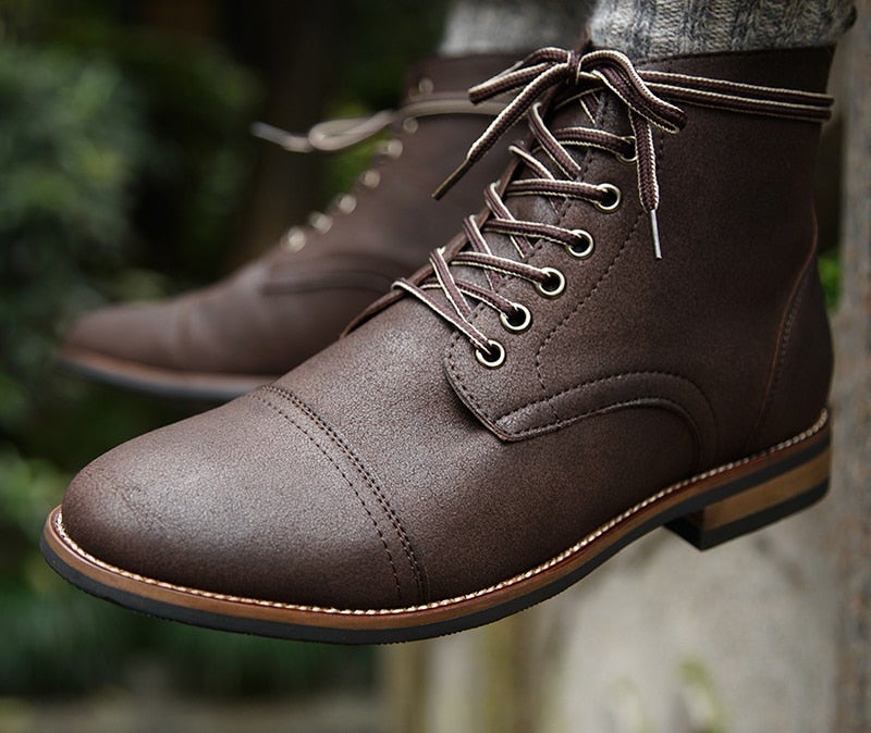 BRITISH STYLE BOOTS (2 colors)